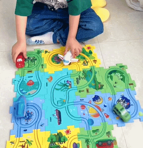 PUZZLERACER- 25 PIEZAS GRANDES + 1 COCHE ELECTRICO